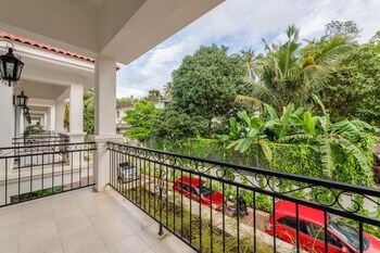 3bhk villa w private pool assagao villa c leste