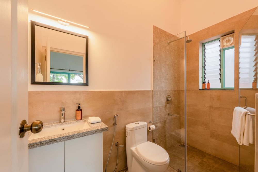 3bhk villa w private pool assagao villa c leste