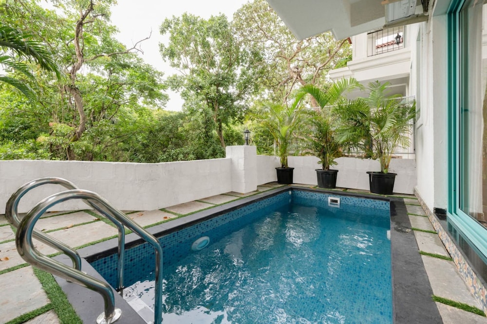 3bhk villa w private pool assagao villa c leste