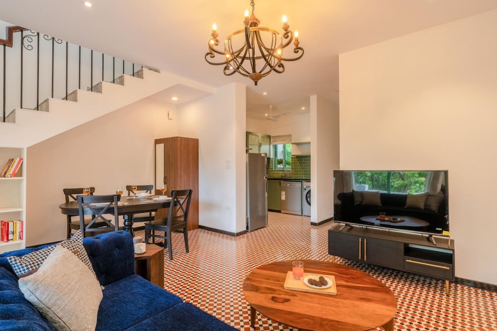 3bhk villa w private pool assagao villa c leste