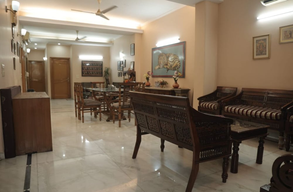 room home stay bed and break fast