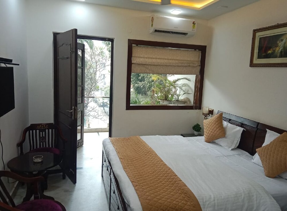 room home stay bed and break fast