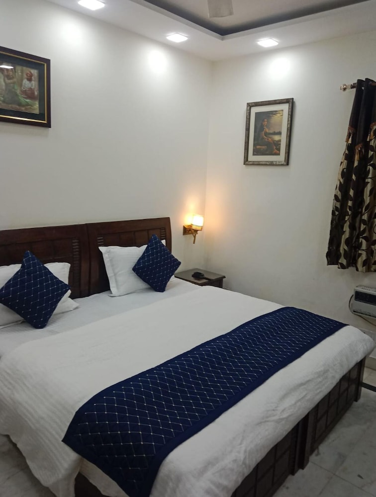 room home stay bed and break fast