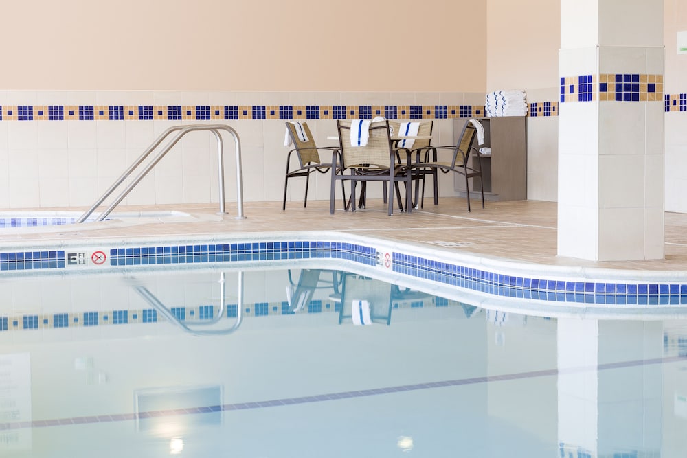 holiday inn manchester airport by ihg