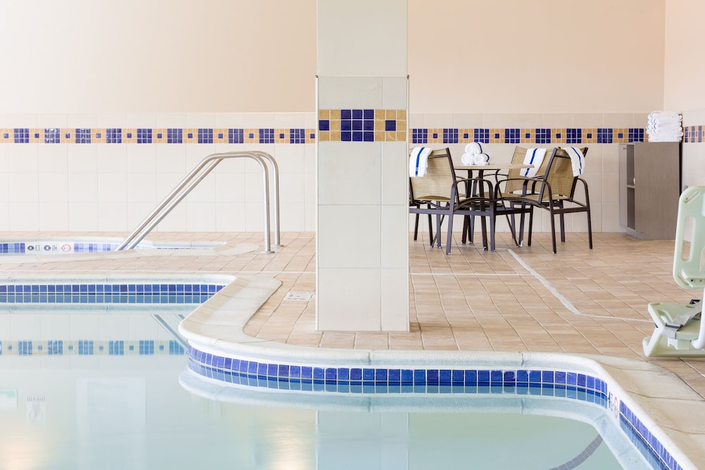 holiday inn manchester airport by ihg