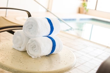 Holiday Inn Manchester Airport By Ihg,Manchester>>Hillsborough County,3 star