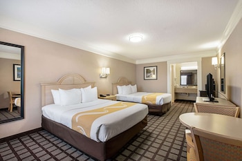 quality inn near lake marble falls