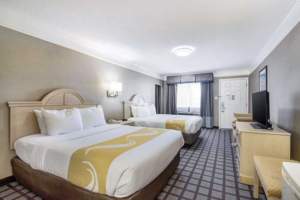 quality inn near lake marble falls