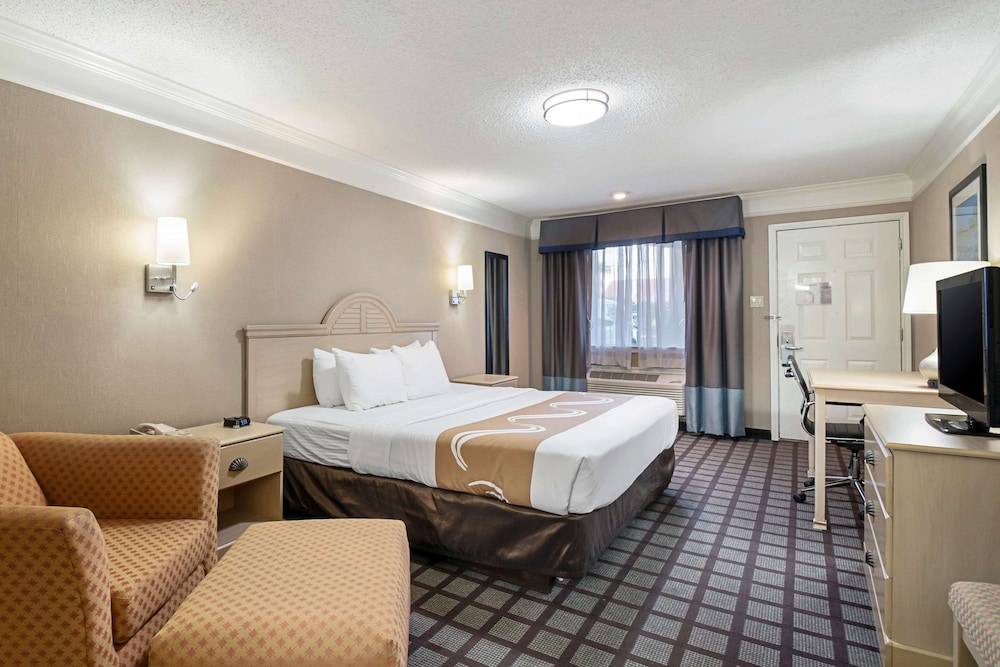 quality inn near lake marble falls