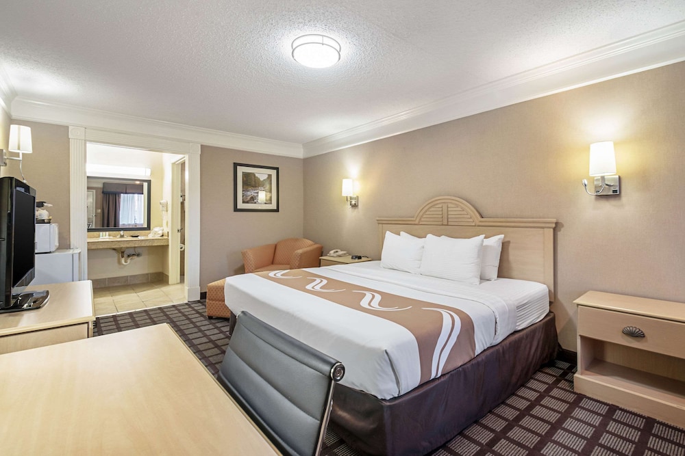 quality inn near lake marble falls