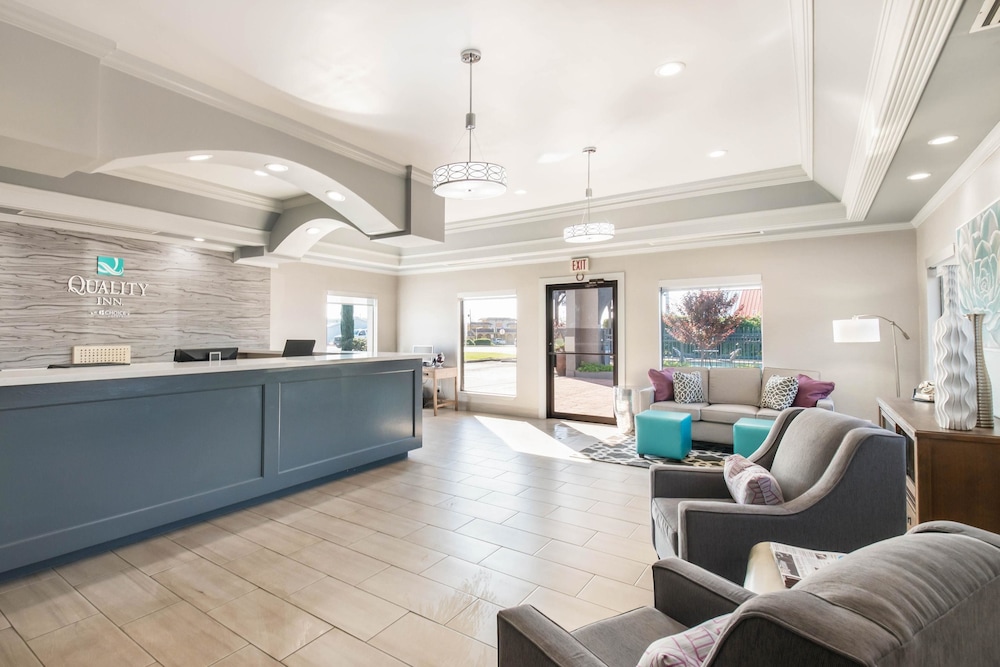 quality inn near lake marble falls