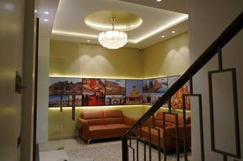 pravasa stay near luv kush square