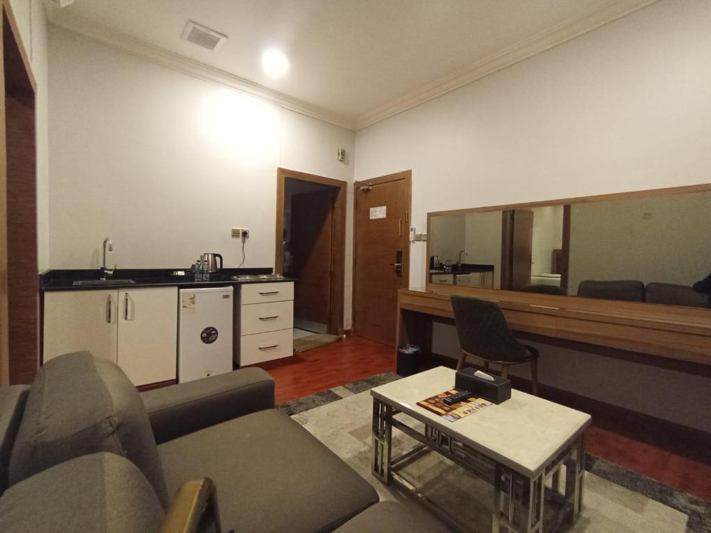 al masem serviced apartments al olaya exit 5