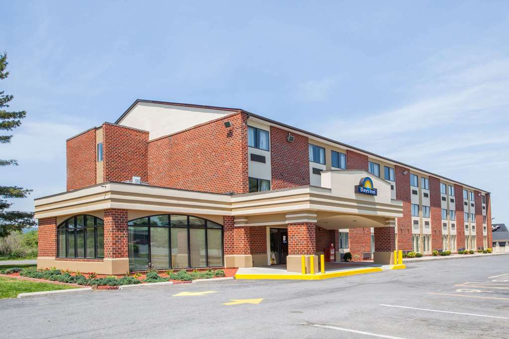 red roof inn martinsburg