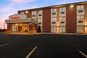 red roof inn martinsburg