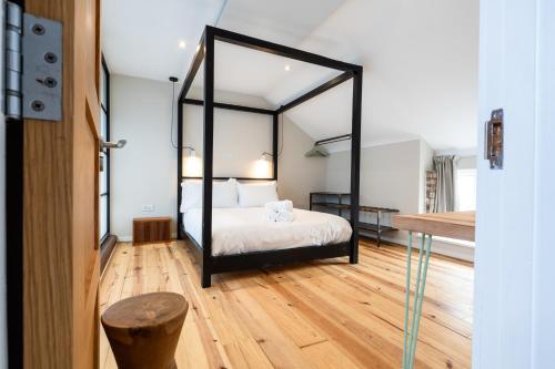 hideout by stay lagom