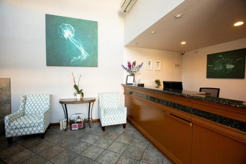 Munras Inn,California>>Monterey,2 star