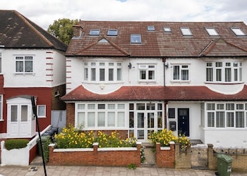 wavertree house