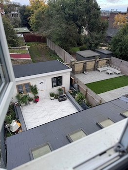 wavertree house