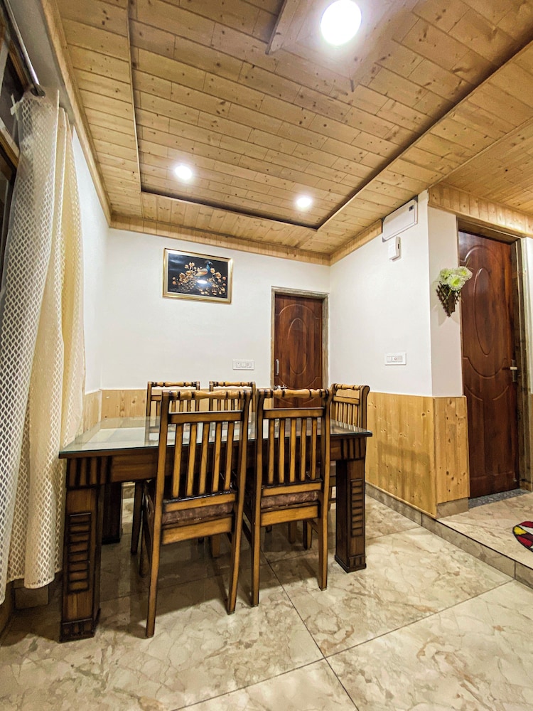 alpine crest homestay