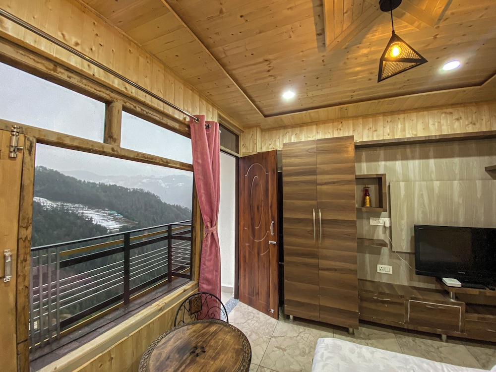 alpine crest homestay