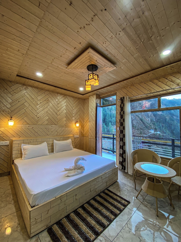 alpine crest homestay