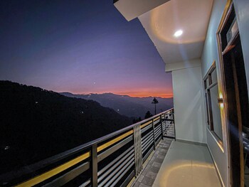 alpine crest homestay