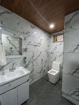 alpine crest homestay