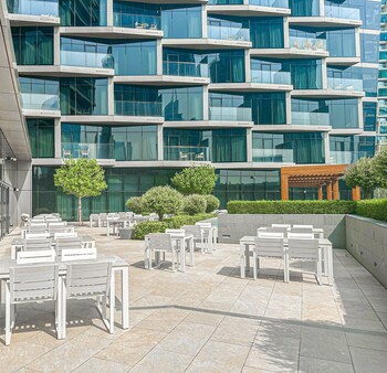 higuests address opera residences