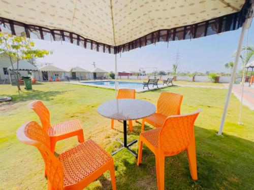 unity sunrise resort best hotel near statue of unity