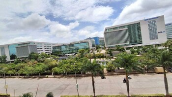 1 bhk entre apart blue ridge