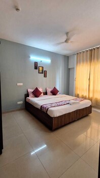 1 bhk entre apart blue ridge