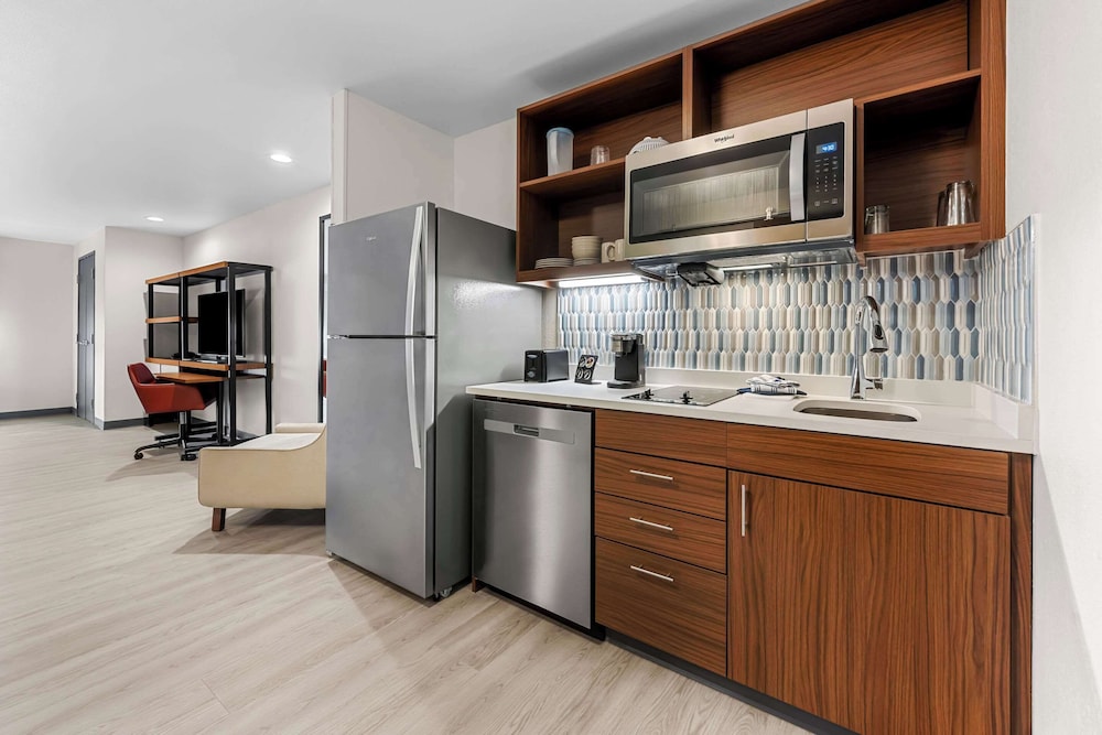 everhome suites fayetteville near fort bragg