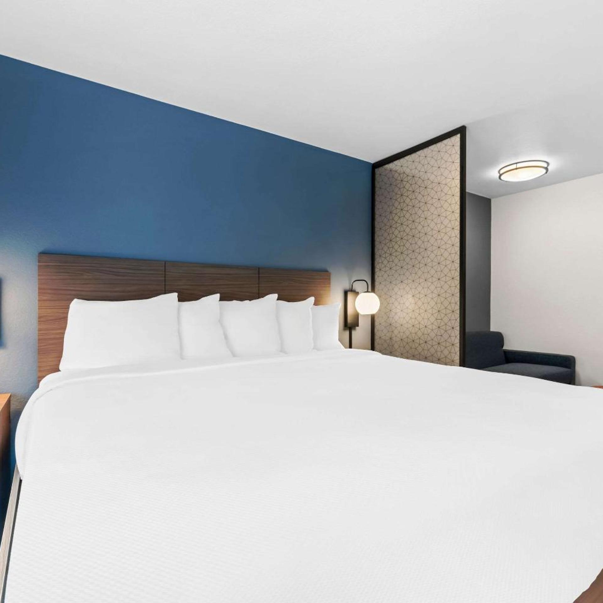 everhome suites fayetteville near fort bragg