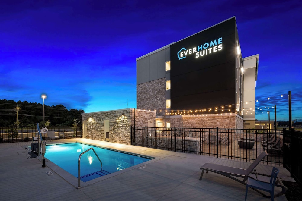 everhome suites fayetteville near fort bragg