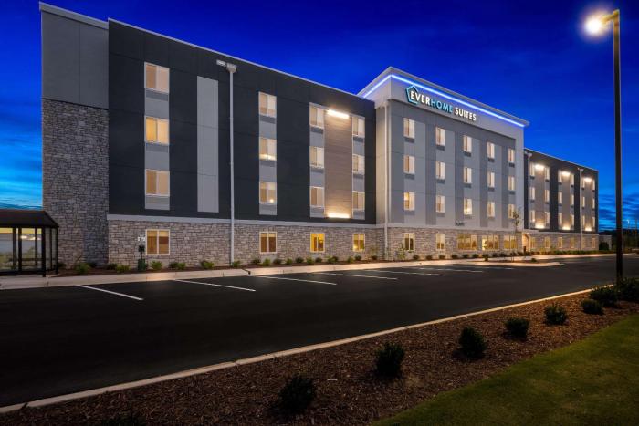 everhome suites fayetteville near fort bragg