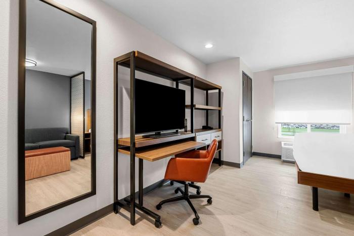 everhome suites fayetteville near fort bragg