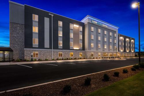 everhome suites fayetteville near fort bragg