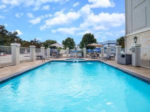 holiday inn express hotel and suites beaumont nw by ihg