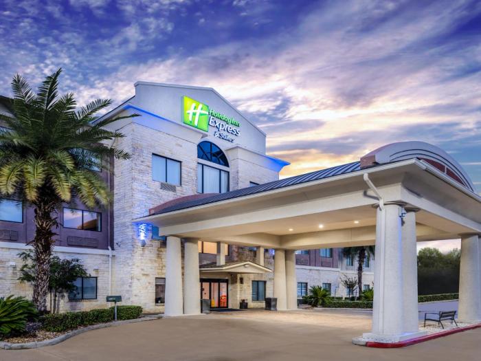 holiday inn express hotel and suites beaumont nw by ihg