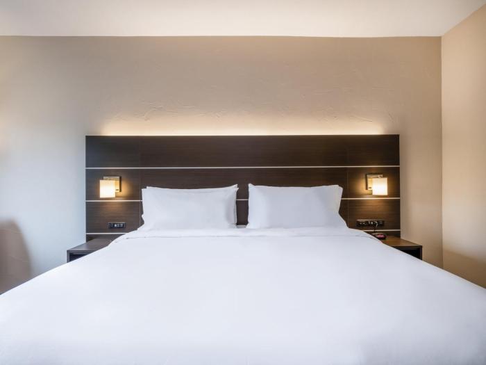 holiday inn express hotel and suites beaumont nw by ihg
