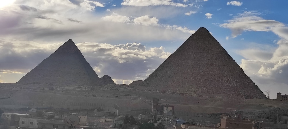 pyramids kingdom