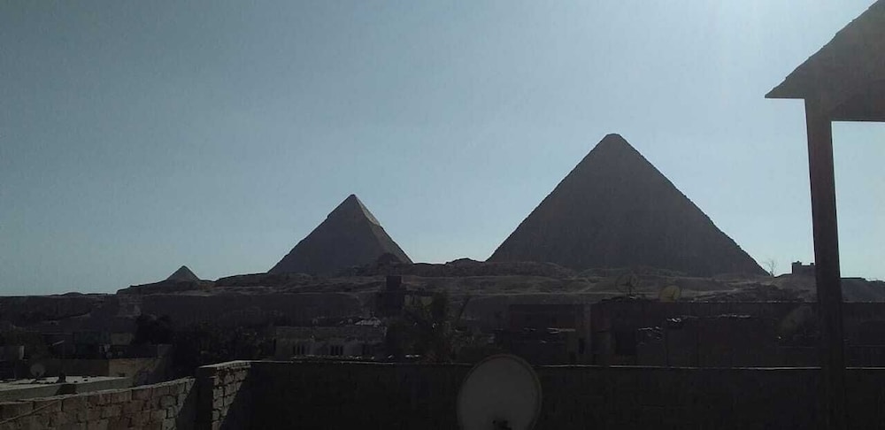 happy day pyramids view