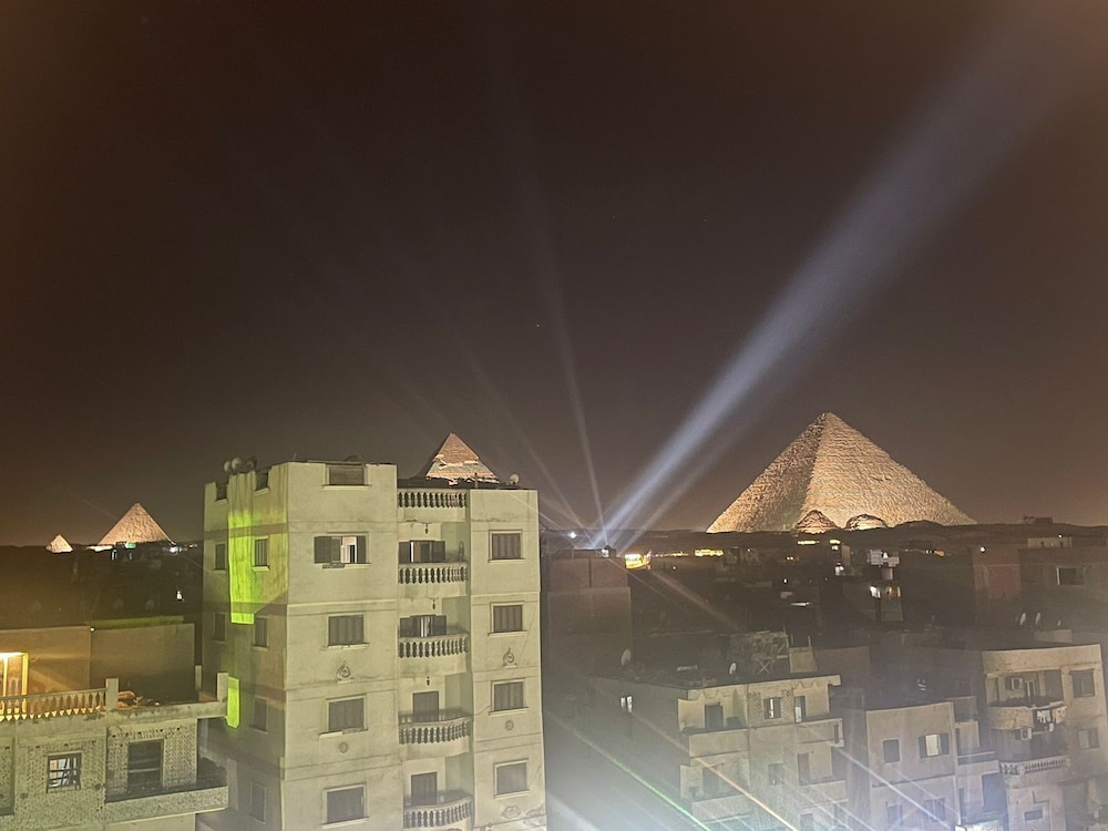 happy day pyramids view