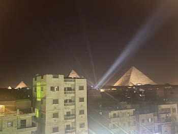Happy Day Pyramids View,Almansorya Rad,3 star