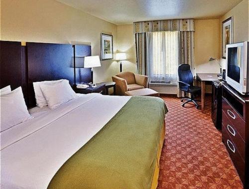 holiday inn express hotel and suites muskogee by ihg
