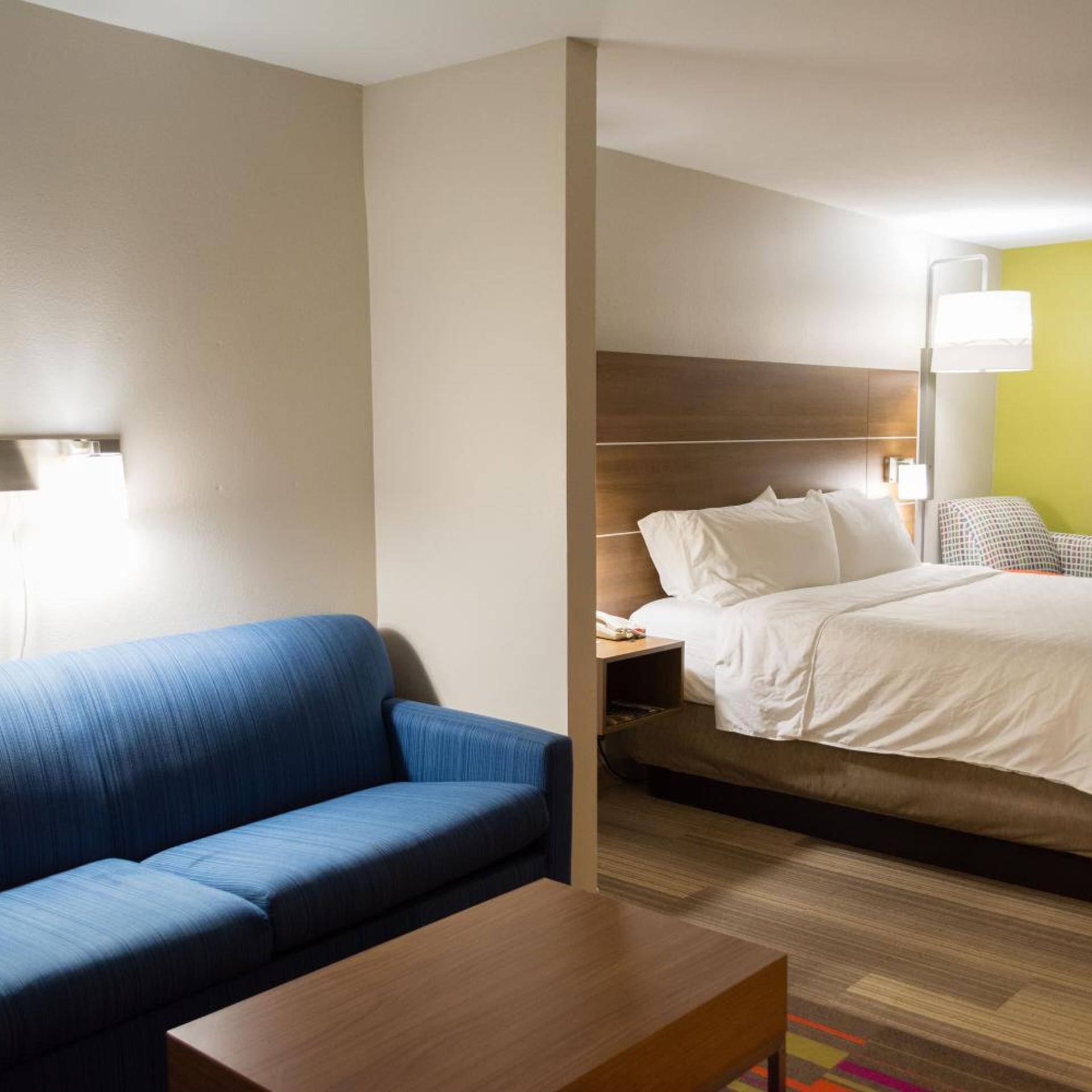 holiday inn express hotel and suites muskogee by ihg