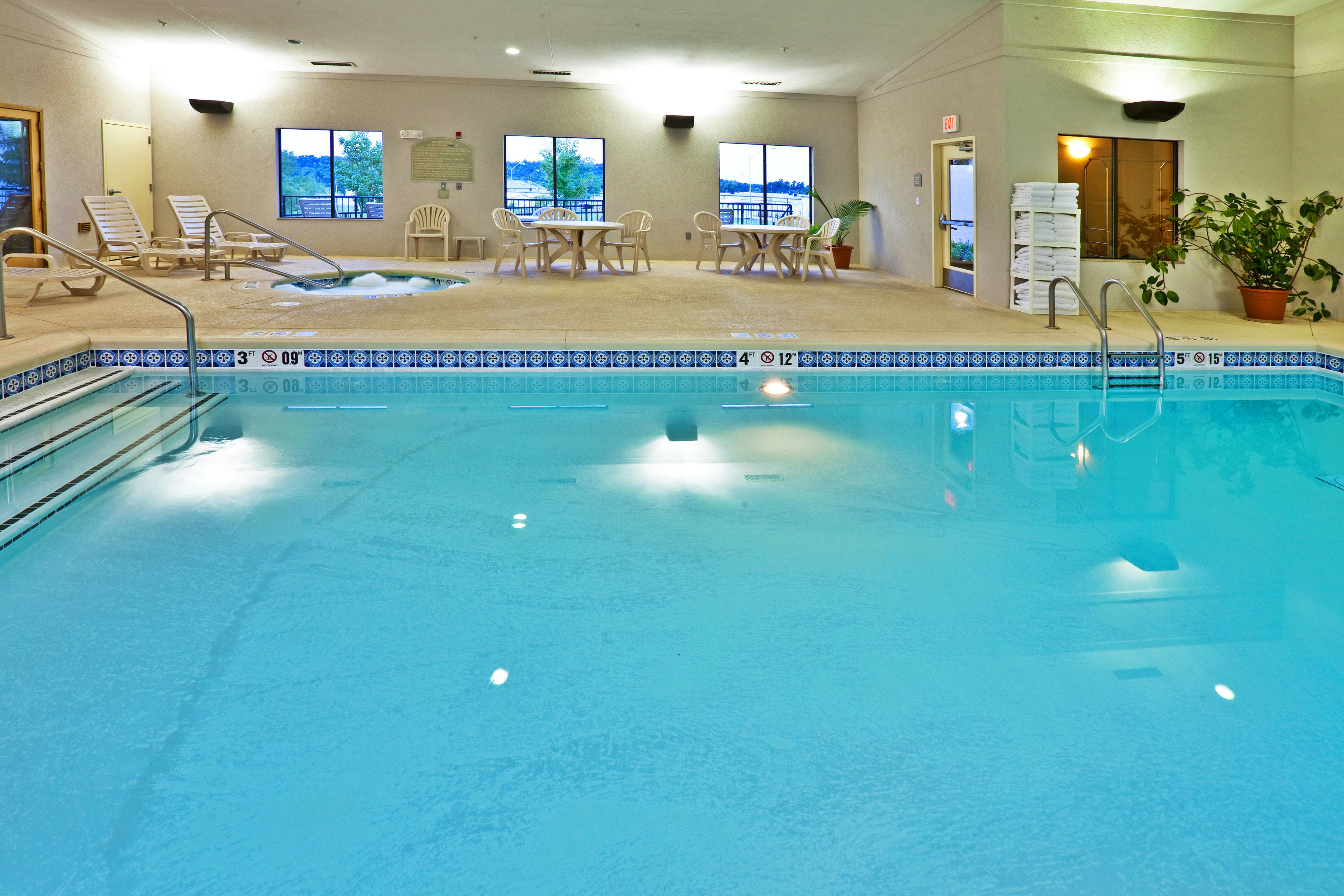 holiday inn express hotel and suites muskogee by ihg
