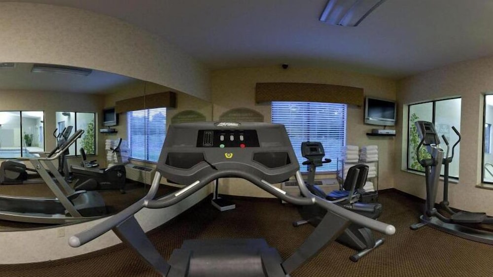 holiday inn express hotel and suites muskogee by ihg