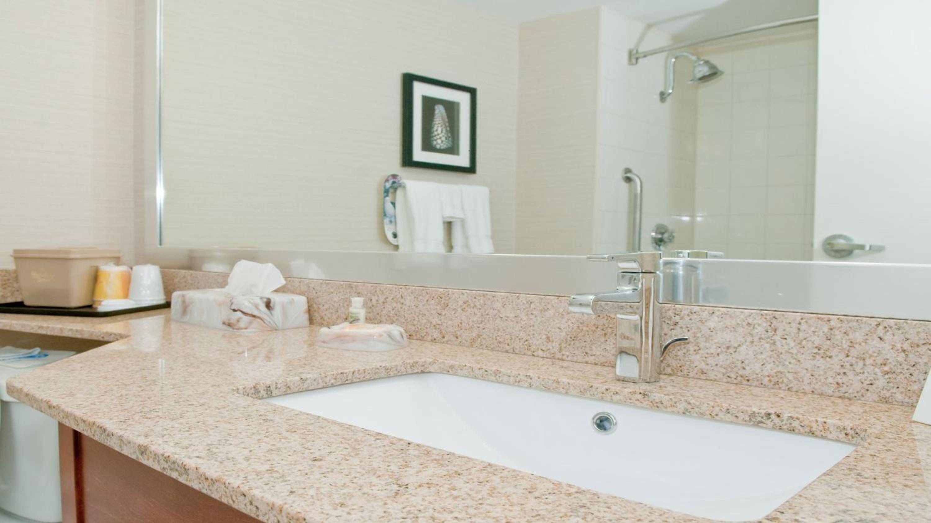 holiday inn oakville centre by ihg